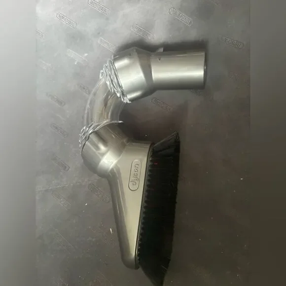 Dyson Multi-Angle Brush Up Top Tool Dust Attachment vacuum - Picture 1 of 3